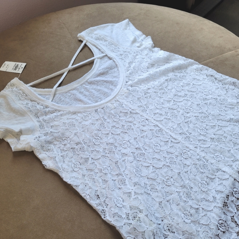 Abercrombie & Fitch | XS | White | Lace Blouse